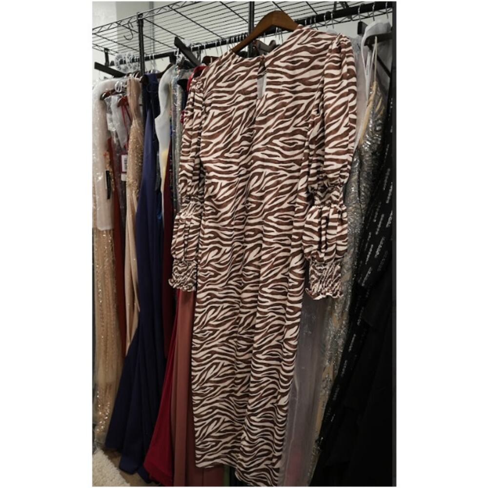 The Lulo Project Tent Dress Women Brown Animal Print Long Sleeve Casual NWT - Picture 5 of 6